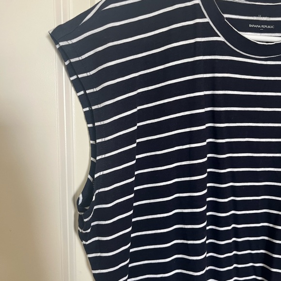 🚨 BNWT Banana Republic Sleeveless oversized T-Shirt. Women’s Large - Picture 6 of 6